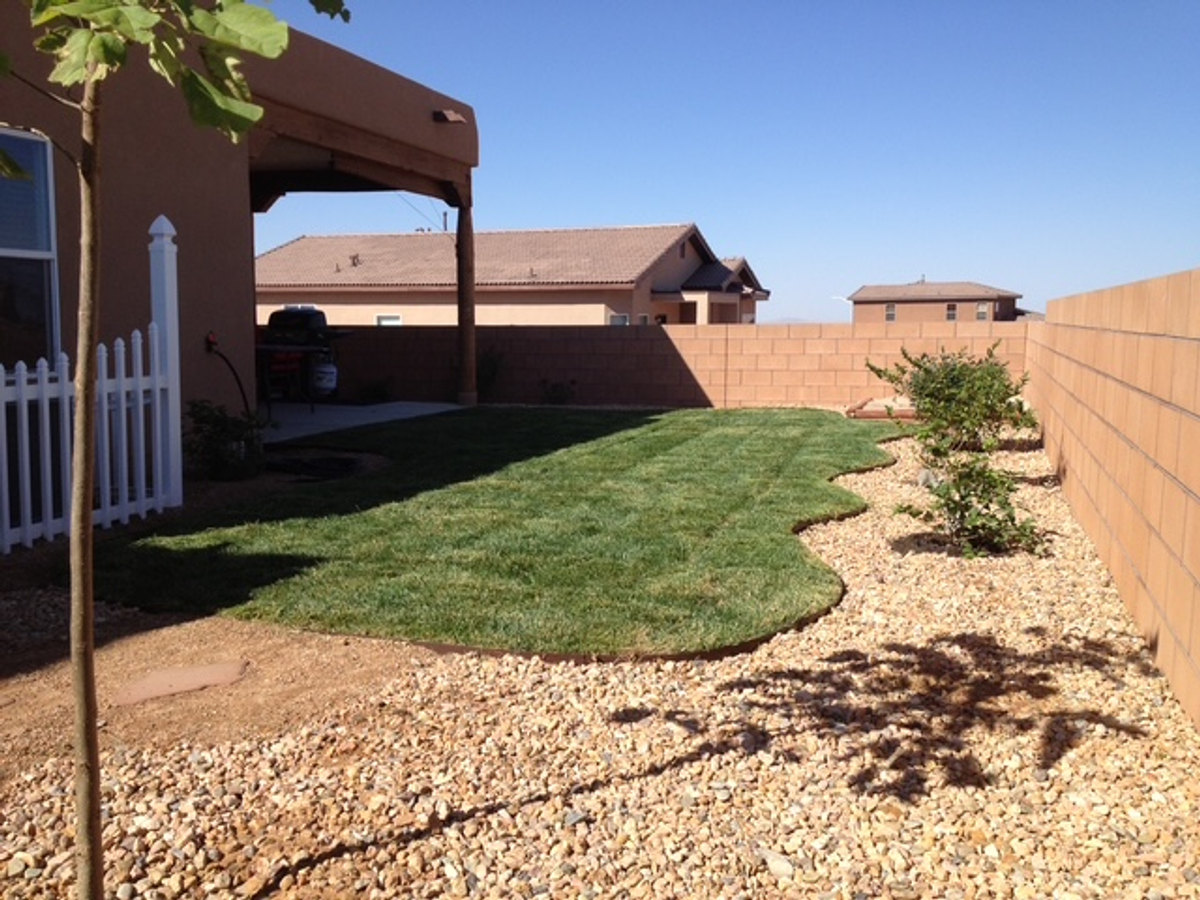 Proyecto de paisajismo terminado por Perfection Landscaping & Design, foto 8