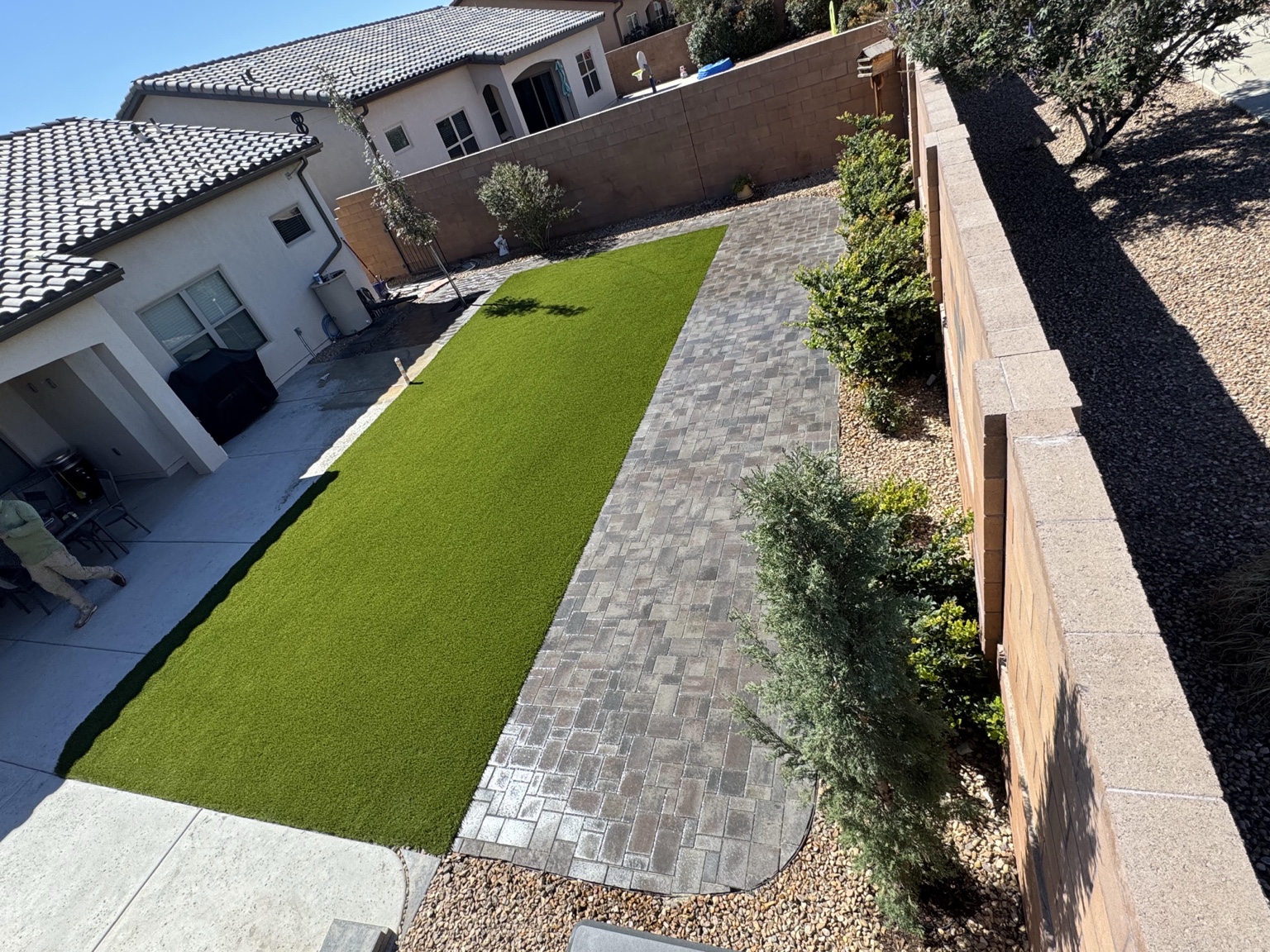 Proyecto de paisajismo terminado por Perfection Landscaping & Design, foto 26